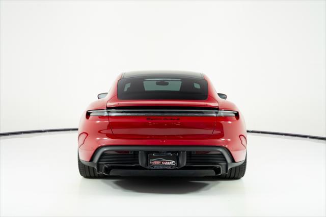 2022 porsche taycan turbo s