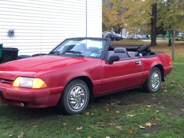 1993 ford mustang convertible limited edition