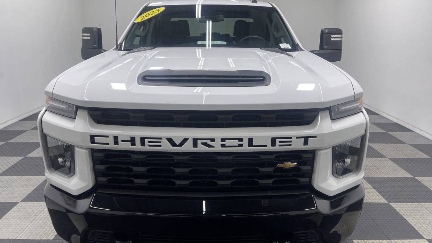 2023 chevrolet silverado 2500hd custom