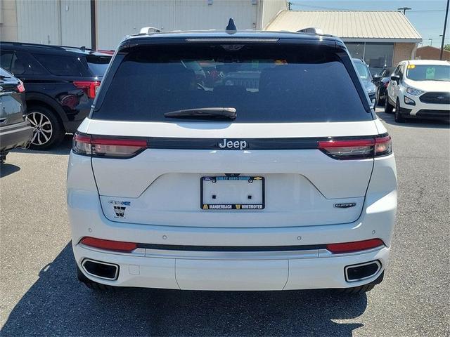2022 jeep grand cherokee 4xe summit