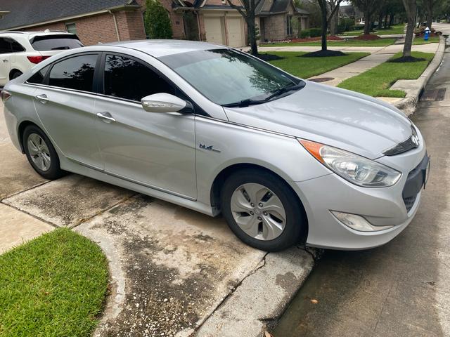 2015 hyundai sonata hybrid base