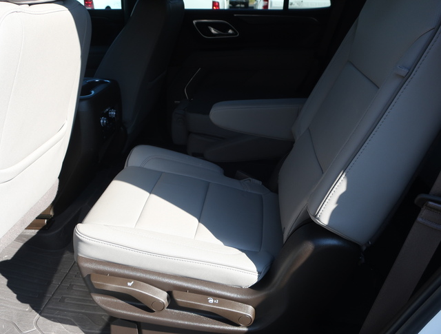 2024 gmc yukon 4wd 4dr slt