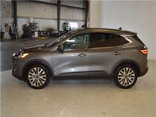 2021 Ford Escape titanium