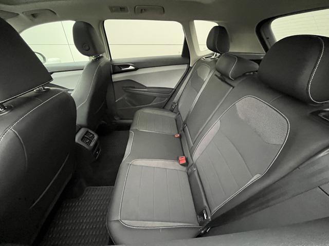 2023 volkswagen taos 1.5t se