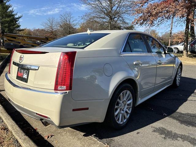 2010 cadillac cts luxury