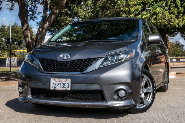 2017 toyota sienna l