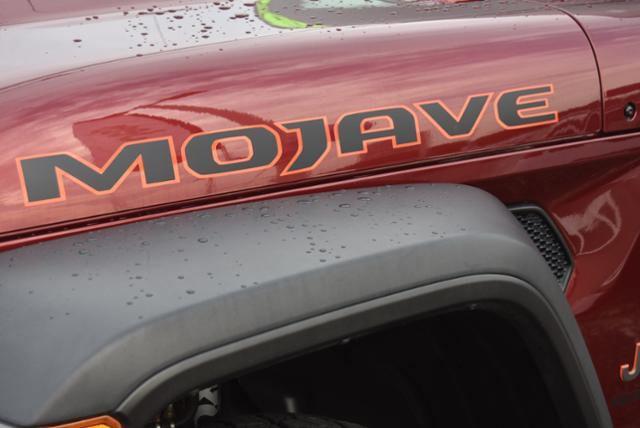 2021 jeep gladiator mojave 4x4