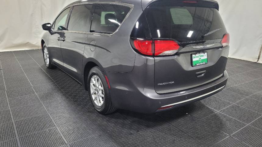 2020 chrysler pacifica touring