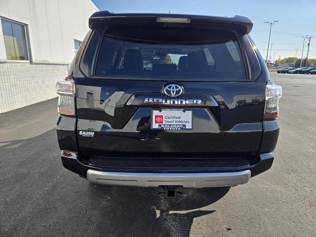 2022 toyota 4runner trd off road premium