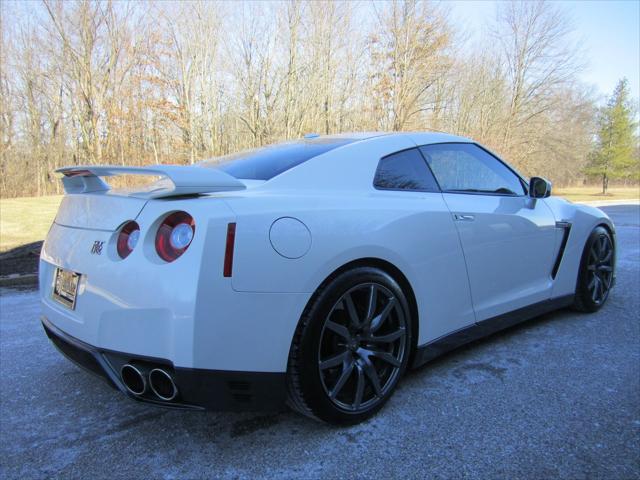 2014 nissan gt-r premium