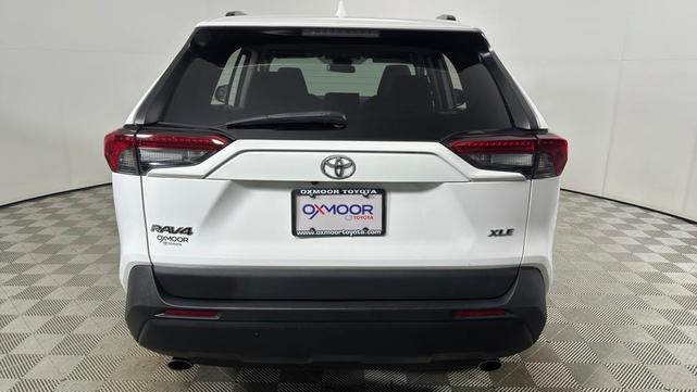 2022 toyota rav4 xle