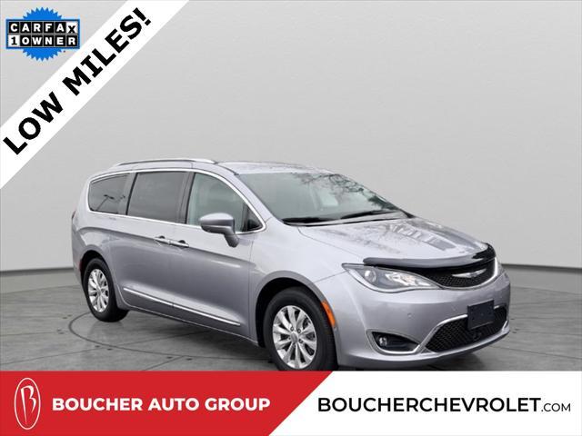 2019 chrysler pacifica touring l