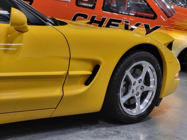 2001 chevrolet corvette base