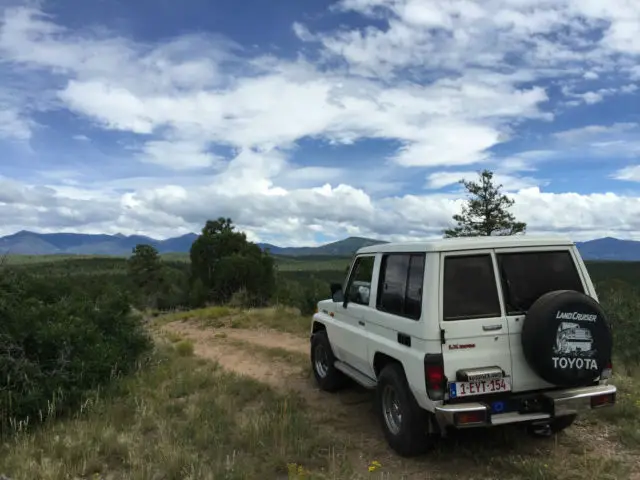1990 toyota landcruiser lj70 fj40 lx 2.4 liter tdi turbodiesel 2lt motor 28 mpg