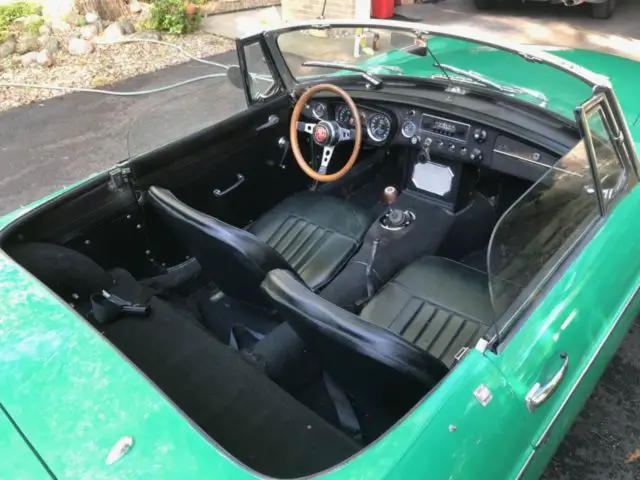 1964 restored green covertible mgb car