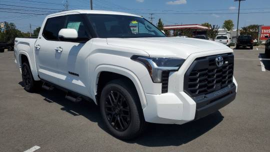 2024 Toyota sr