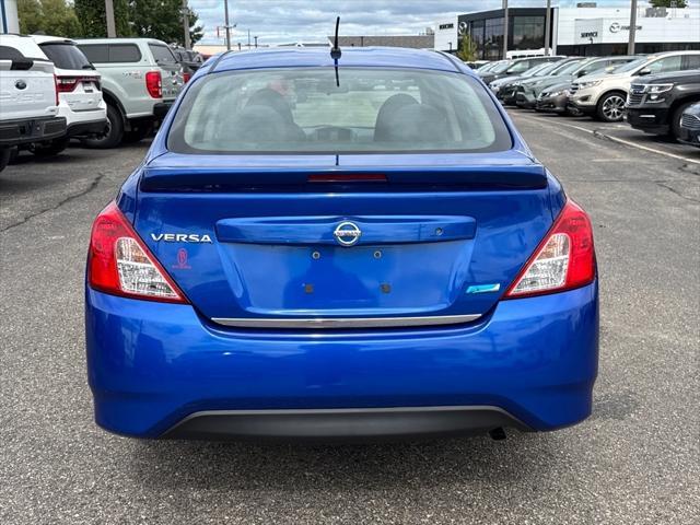 2015 nissan versa 1.6 s+