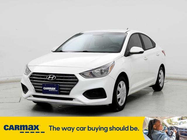 2019 hyundai accent se