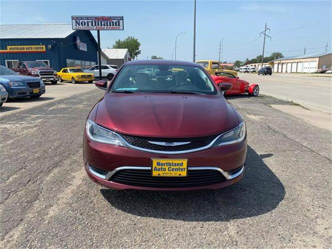 2017 chrysler 200 in webster, south dakota