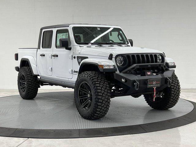 2022 jeep gladiator sport