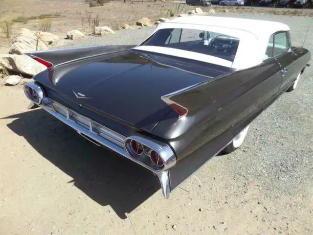 1961 cadillac series 62 convertible (spare parts included)