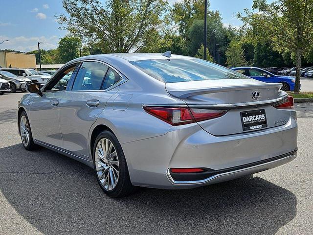 2022 lexus es 300h ultra luxury