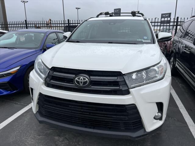 2017 toyota highlander se