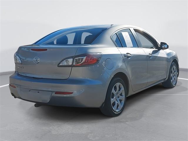 2013 mazda mazda3 i sv