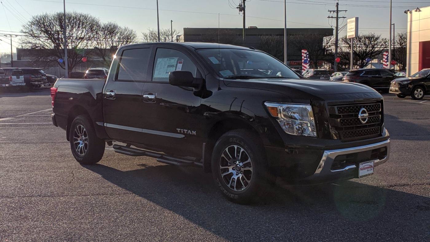 2021 nissan titan sv