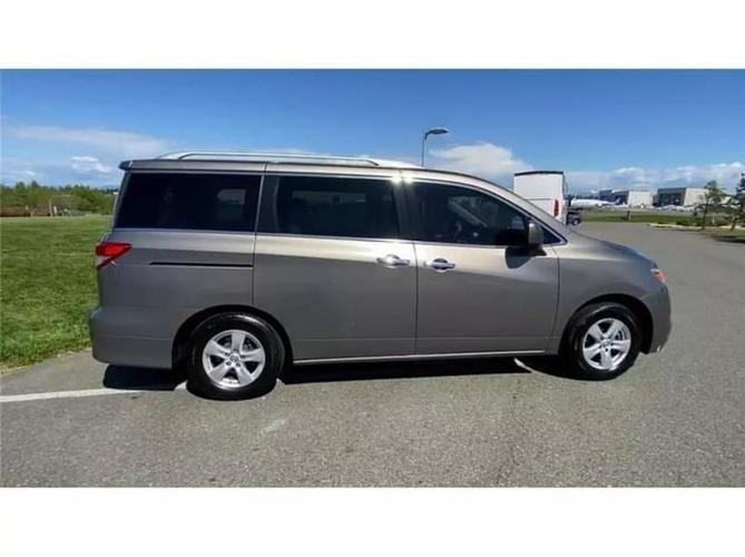2014 nissan quest sv minivan 4d in everett, washington