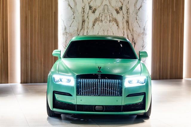 2022 rolls-royce ghost