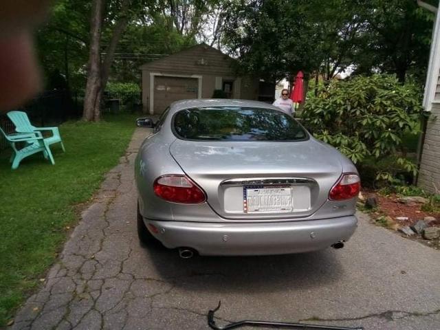2003 jaguar xk8 base