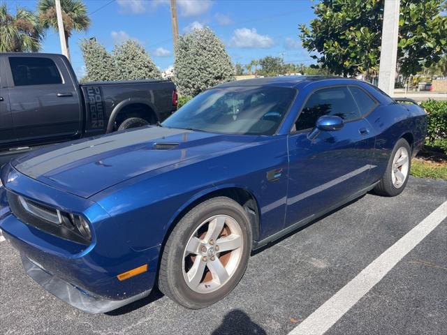 2010 dodge challenger se