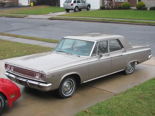 1965 dodge coronet 440 sedan 4-door 5.2l