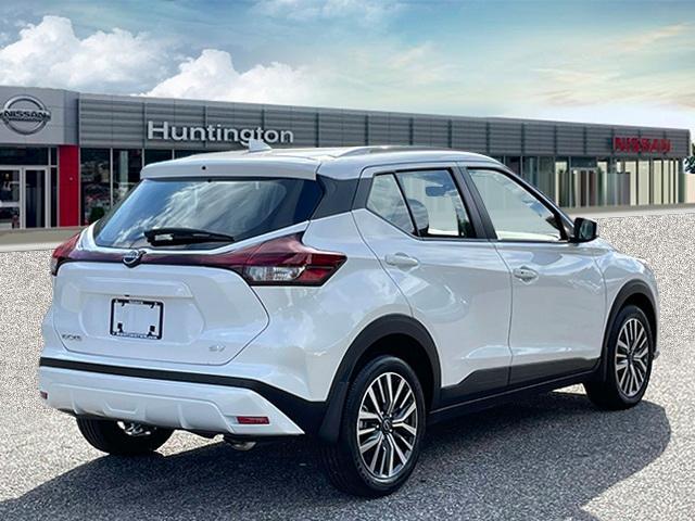 2024 nissan kicks sv