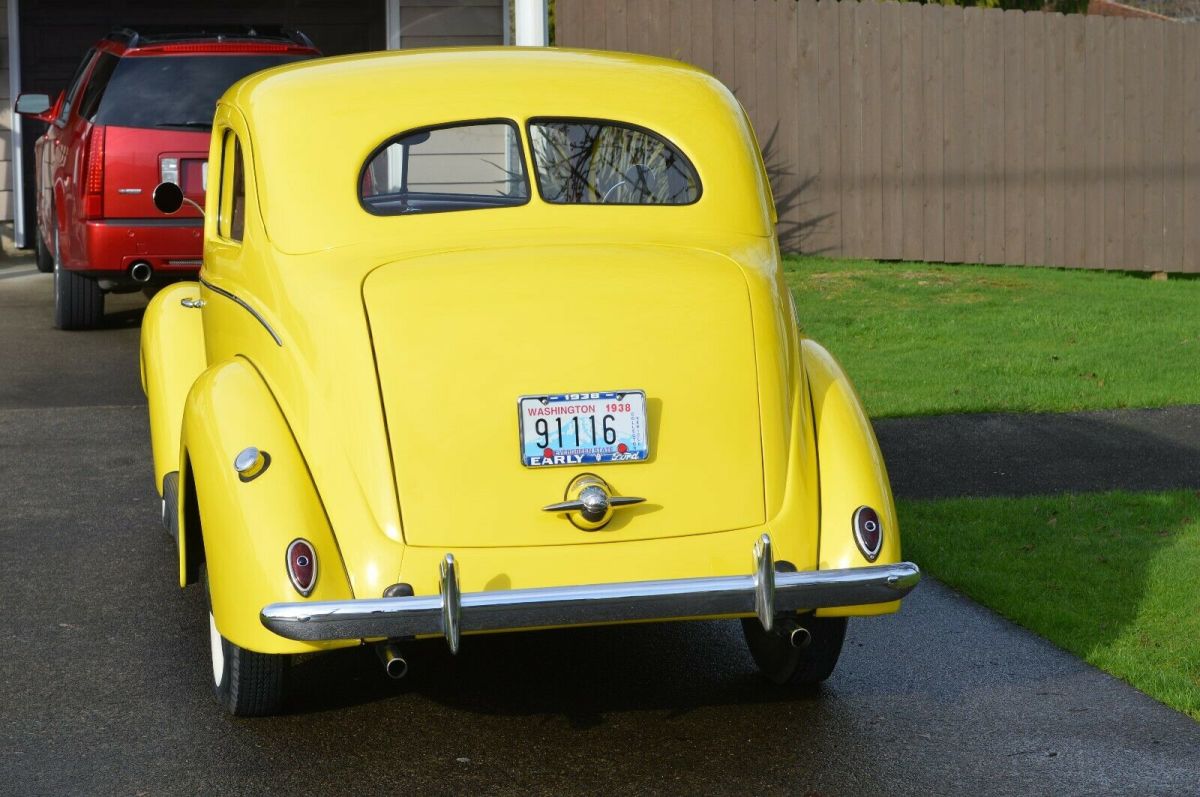 1938 ford standard sedan