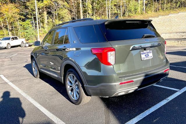 2022 ford explorer xlt