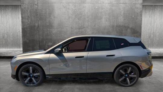 2025 BMW iX