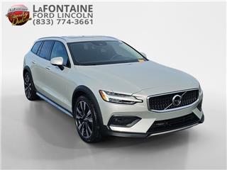 2020 Volvo V60 Cross Country t5