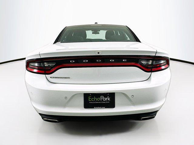 2022 dodge charger sxt