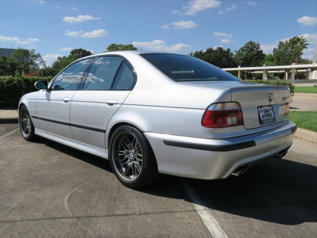 2002 bmw m5 base
