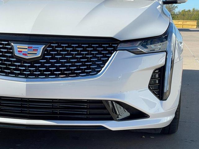 2021 cadillac ct4 luxury