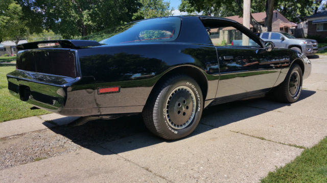 1989 formula 350 knight rider replica kitt karr
