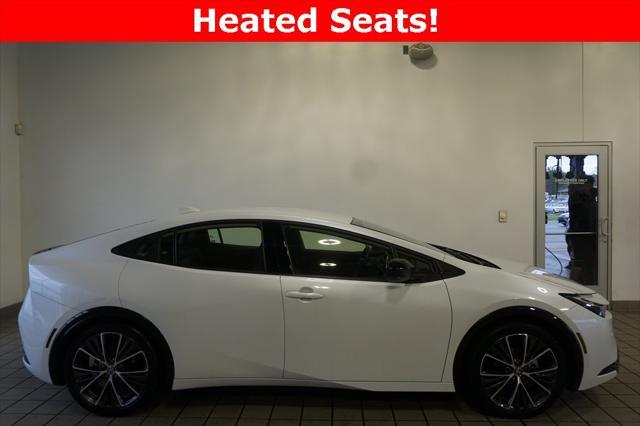 2024 toyota prius xle