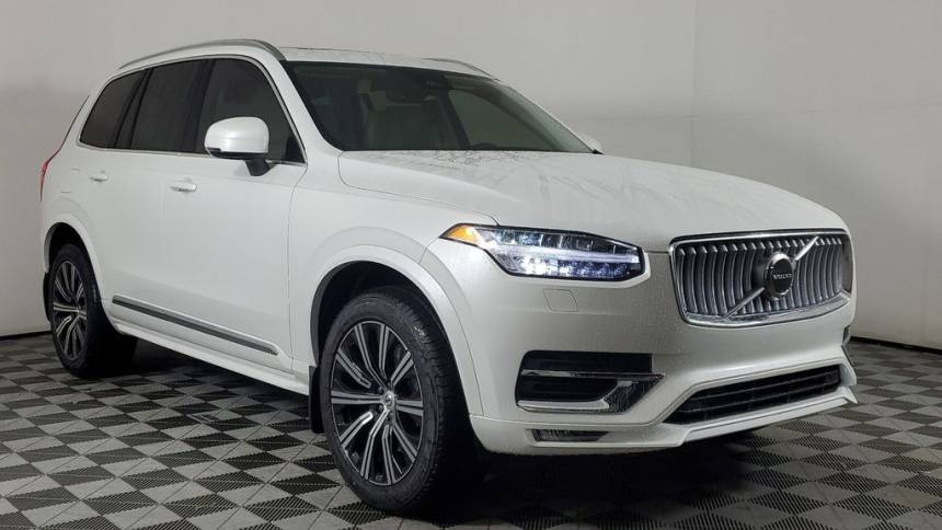 2024 volvo xc90 b6 core bright theme
