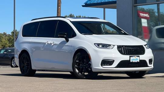 2024 Chrysler Pacifica