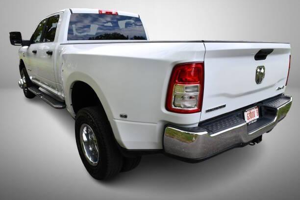 2023 ram 3500 big horn crew cab 4x4 8' box