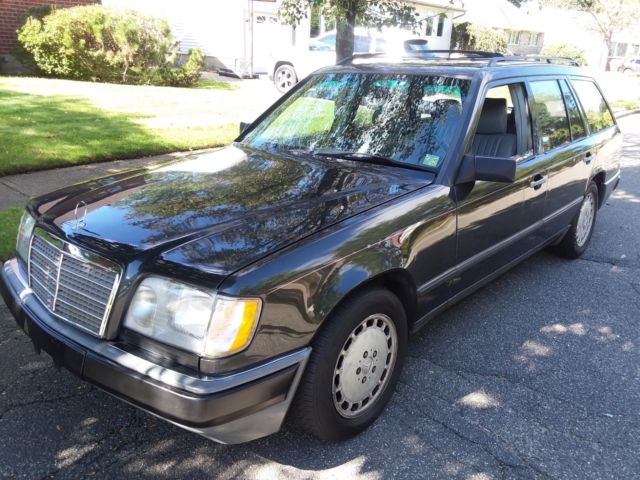 beautiful 300td turbo diesel station wagon 300d 300te 240d 190e 300e