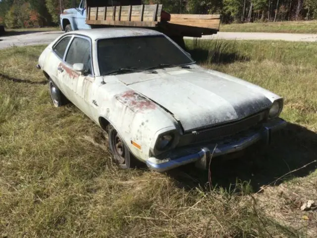 1973 ford pinto 2.0 engine complete rusty car with title