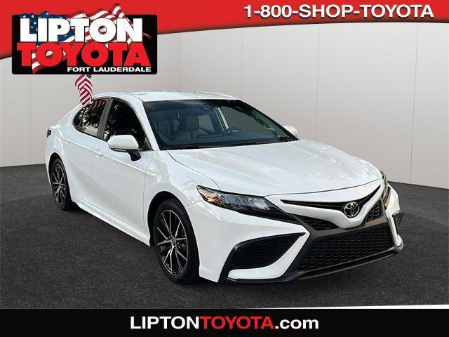2024 toyota camry se